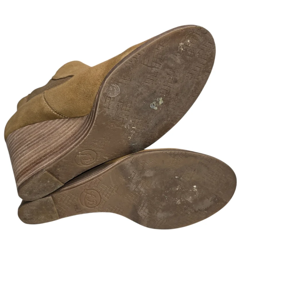 Lucky Brand Sz 10 Yamka Leather‎ Pull-on Almond-toe Chelsea Ankle Bootie